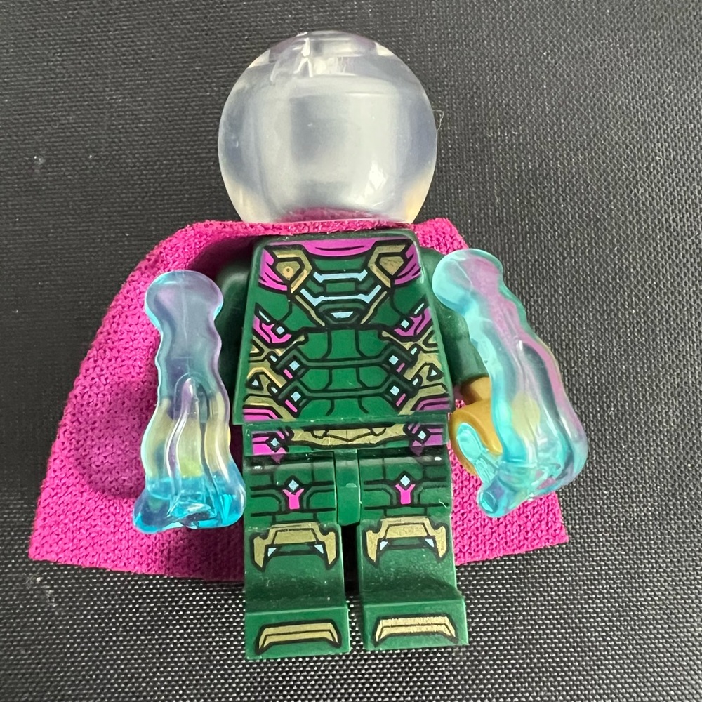 LEGO Marvel: Mysterio (sh580 sh0580) Minifigure Super Heroes Spider-Man 76130